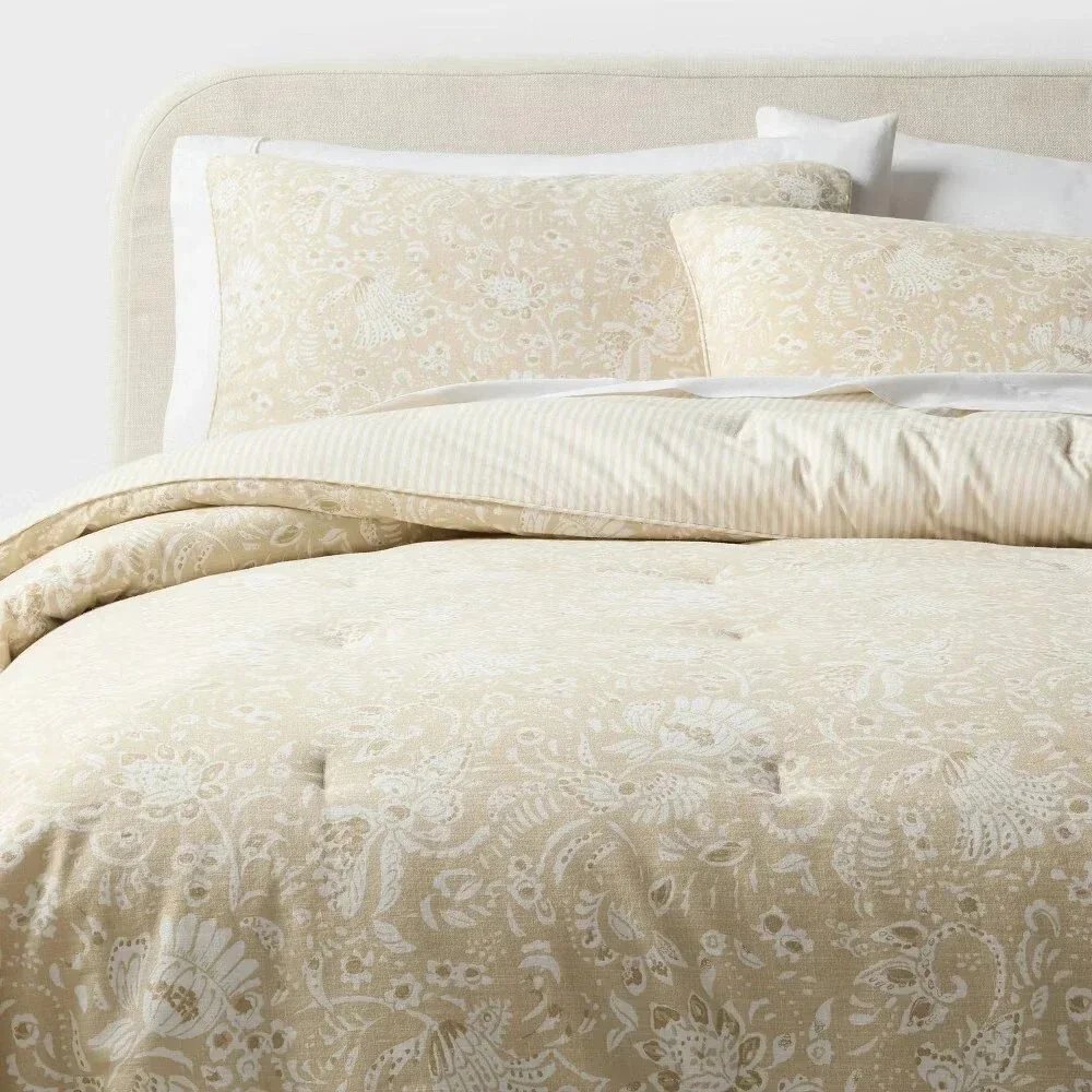 Floral Paisley Casual Textured Cotton Reversible Comforter - Beige, Full/Queen